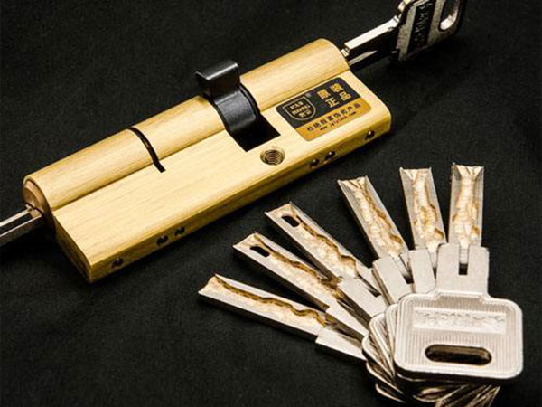 青川24小时上门开锁公司