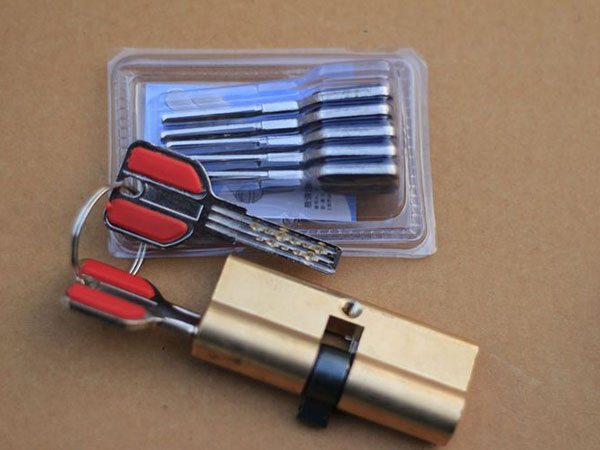 青川24小时上门开锁公司