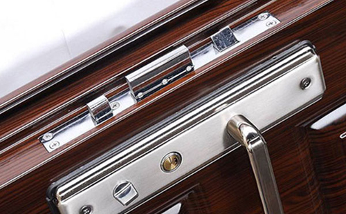 青川24小时上门开锁公司